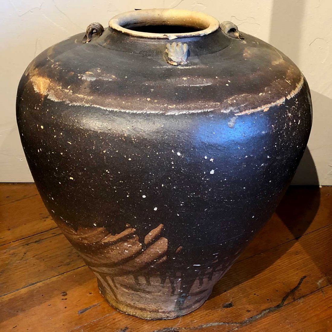 Chinese Stoneware Pottery Storage Jar (1 of 4)