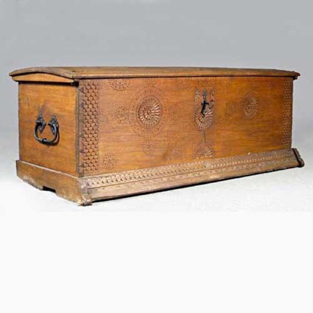 Very Large Scandinavian Oak Domed Blanket Chest (1 of 11)