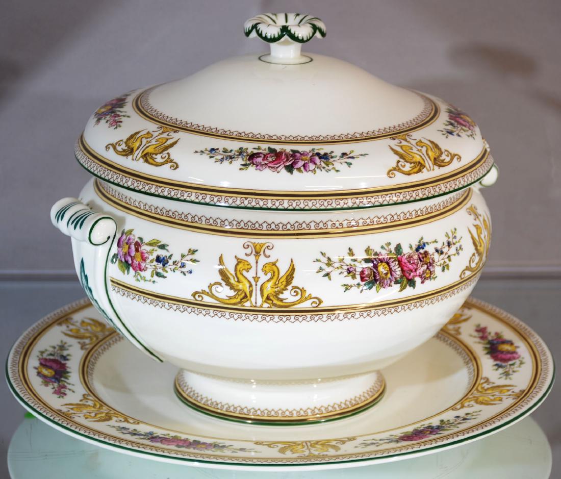 Wedgwood "Columbia" Pattern Soup Taureen & Charger (1 of 2)