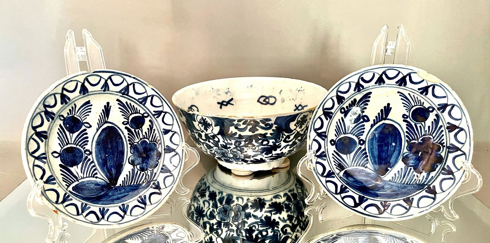Three Blue & White Dutch Delft Bowls (1 of 6)