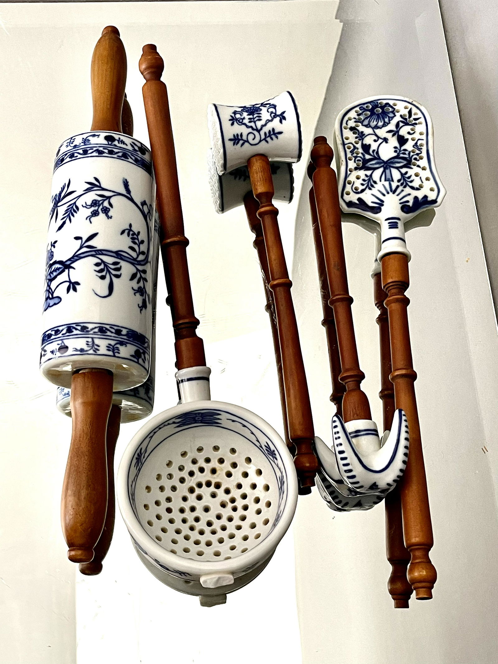 Set of Dutch Delft Kitchen Utensils (1 of 1)