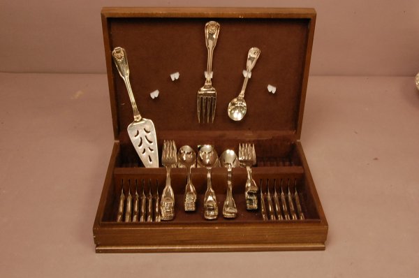 International Silver Plate Flatware Set in box. 6: International Silver Plate Flatware Set in box. 60 Pcs. 3" t x 15" w x 11" d Ca. 1950
