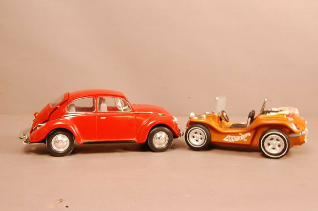 2 Model Cars Volkswagen Jim Beam, Duisenberg Mc: 2 Model Cars Volkswagen Jim Beam, Duisenberg McCormick's 5 1/2" t x 13" l x 6" w