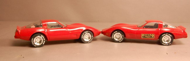2 1978 Corvette Model Cars. 3 1/2" t x 14" L x 5 : 2 1978 Corvette Model Cars. 3 1/2" t x 14" L x 5 1/2" d