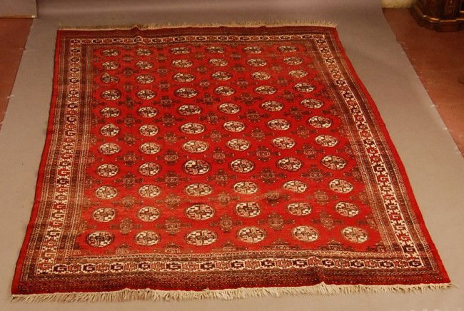 Persian Carpet 4' 0" x 6' 8": Persian Carpet 4' 0" x 6' 8"