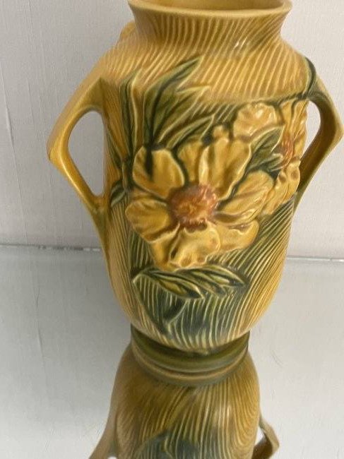 Roseville art pottery two handled vase clematis Clamatus signed on the bottom (1 of 4)