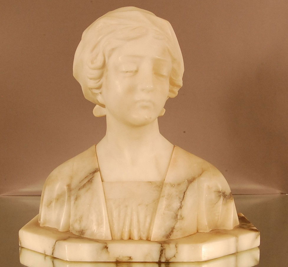 Marble & Alabaster Bust of woman. 15" t x 15" w x: Marble & Alabaster Bust of woman. 15" t x 15" w x 8" d. Ca. 1900