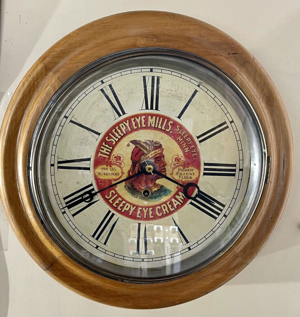 Old Sleepy Eye Advertising Gallery Clock (1 of 6)