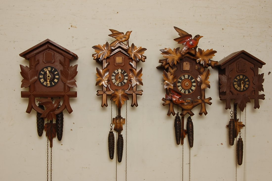 4 Black Forest CooCoo Clocks: As is Ca. 1920
