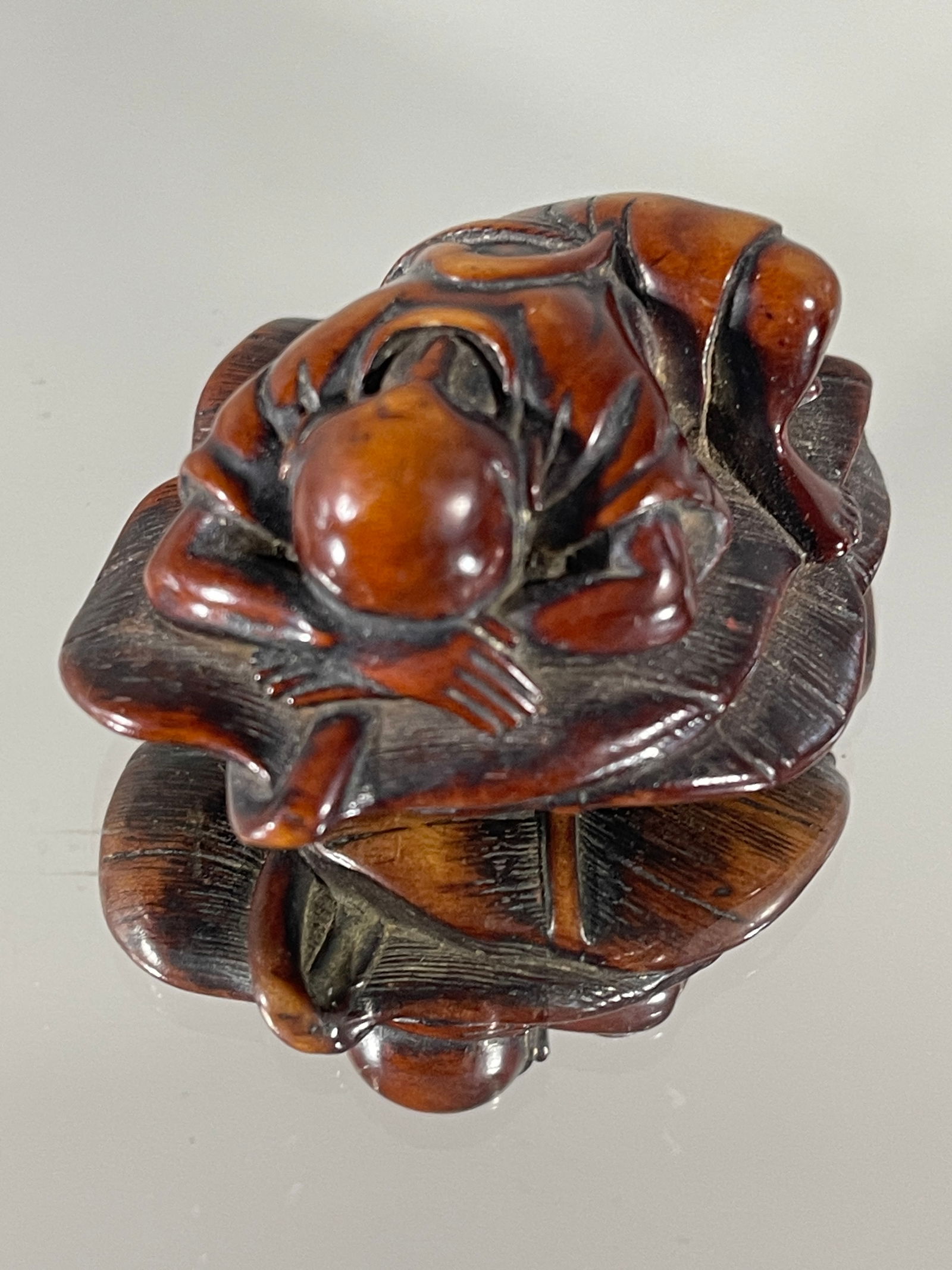 Unusual Japanese Edo (early 19thc) Boxwood Netsuke of a Sleeping Farmer (1 of 5)