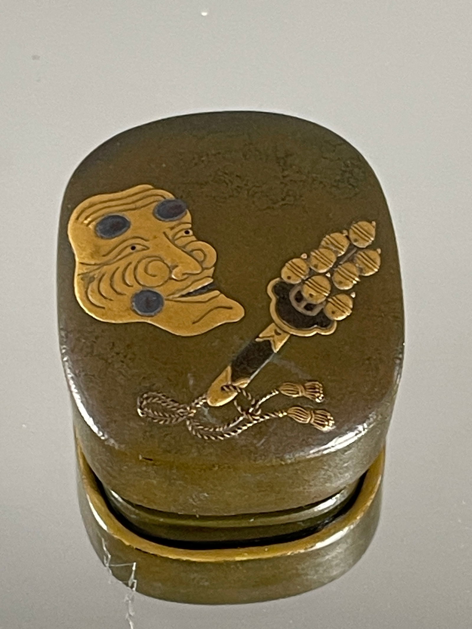 A Fine Japanese Lacquered Inro (1 of 4)