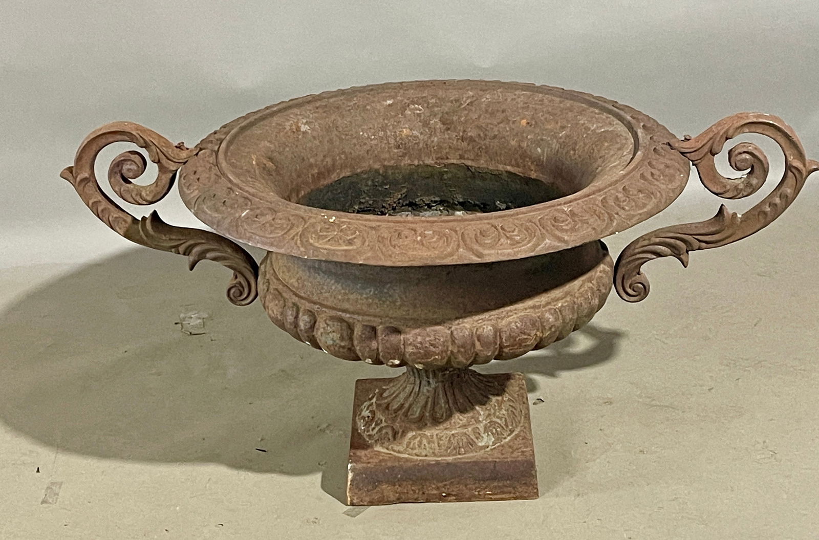 Large French Cast Iron Garden Urn (1 of 3)