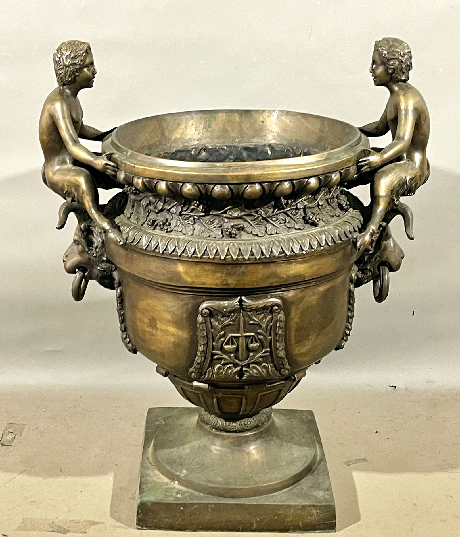 Bronze Garden Urn (1 of 3)