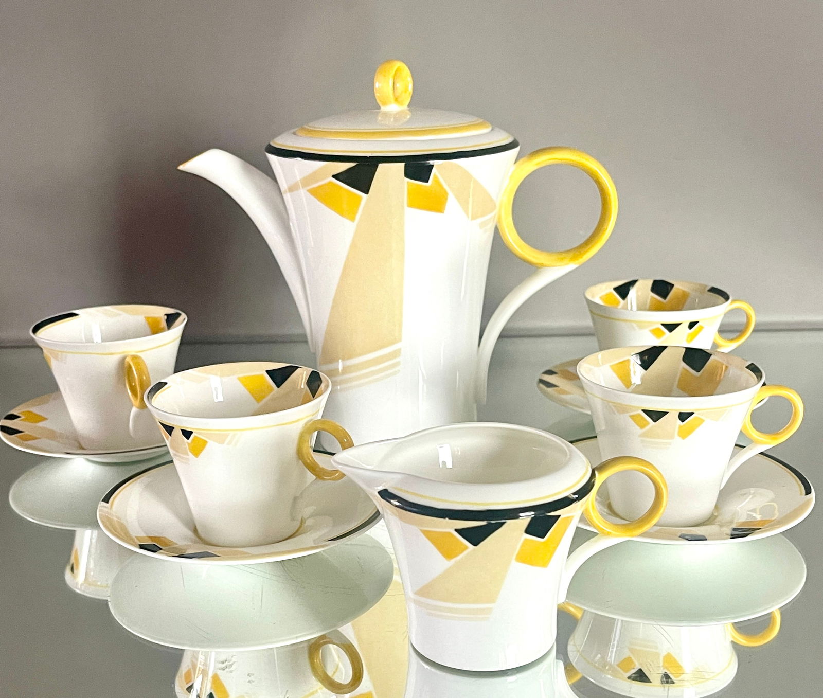 Art Deco Shelley Tea Set (1 of 4)
