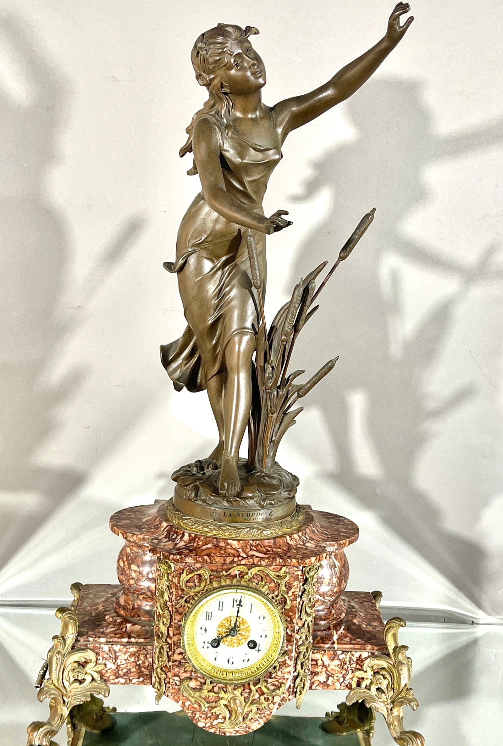 Vincente et Cie Mantel Clock (1 of 10)