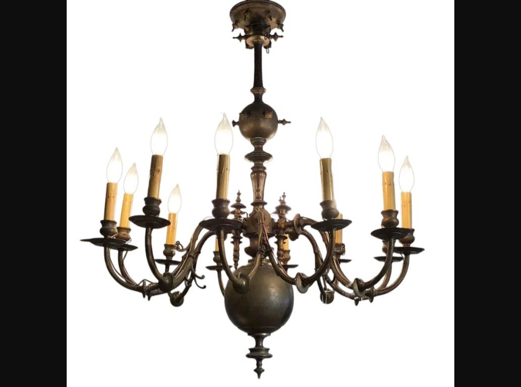 Large French Baroque Style Patinated Brass 12-Light Chandelier (1 of 5)