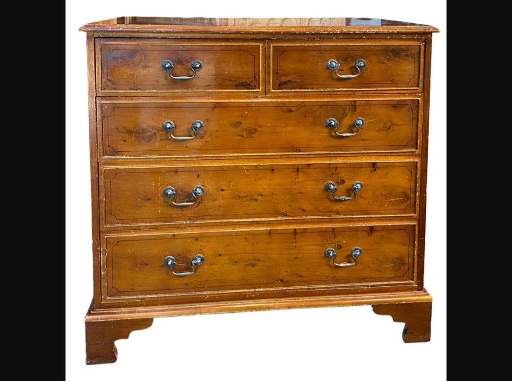 Vintage English Chippendale Style Yew Veneer Chest of Drawers (1 of 5)