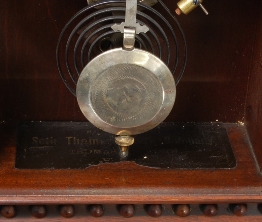 Seth Thomas walnut shelf clock - 2