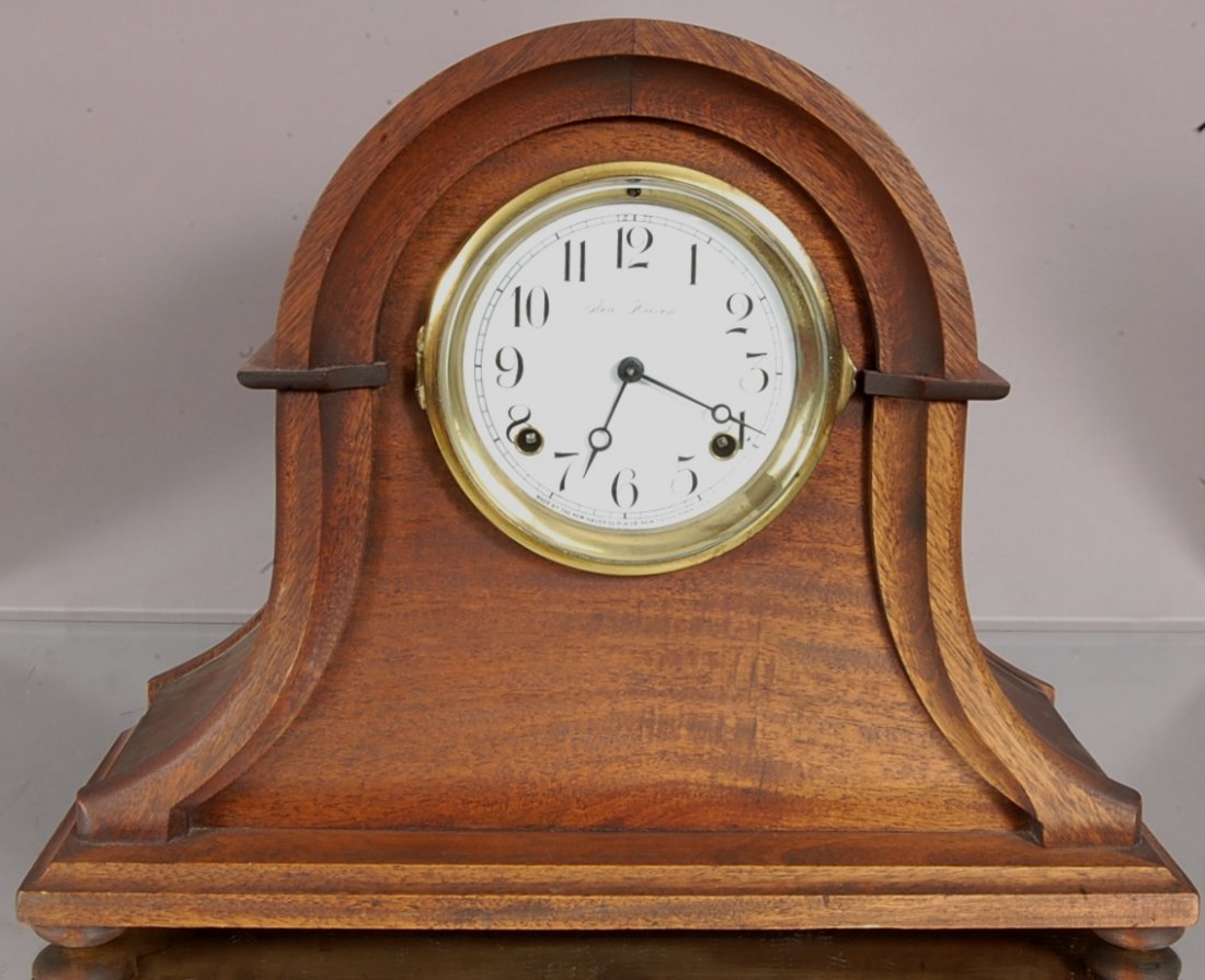 New Haven Shelf Clock