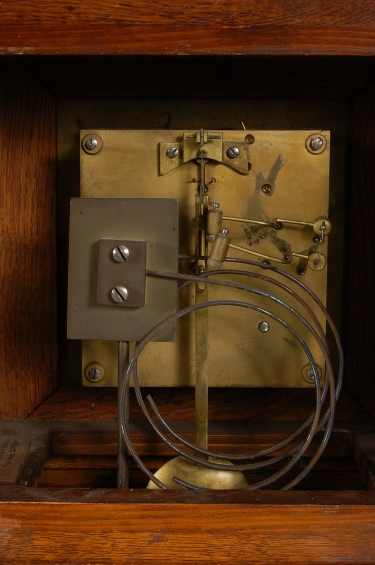 Early Oak bracket clock - 4