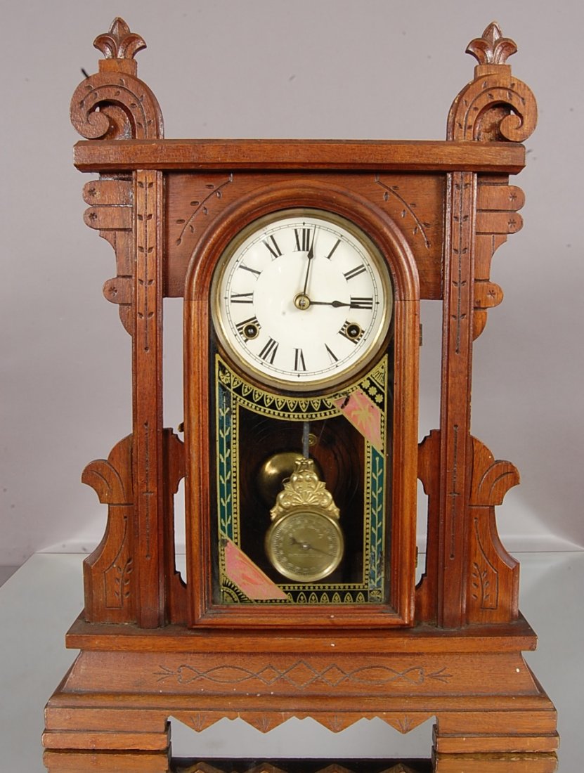 Victorian style walnlut mantel clock