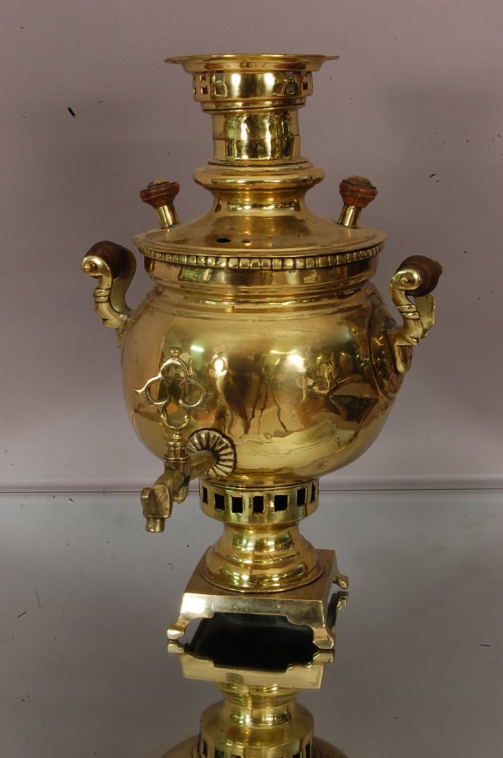 Russian Brass Samovar: 16" t x 11" d. Ca. 1920