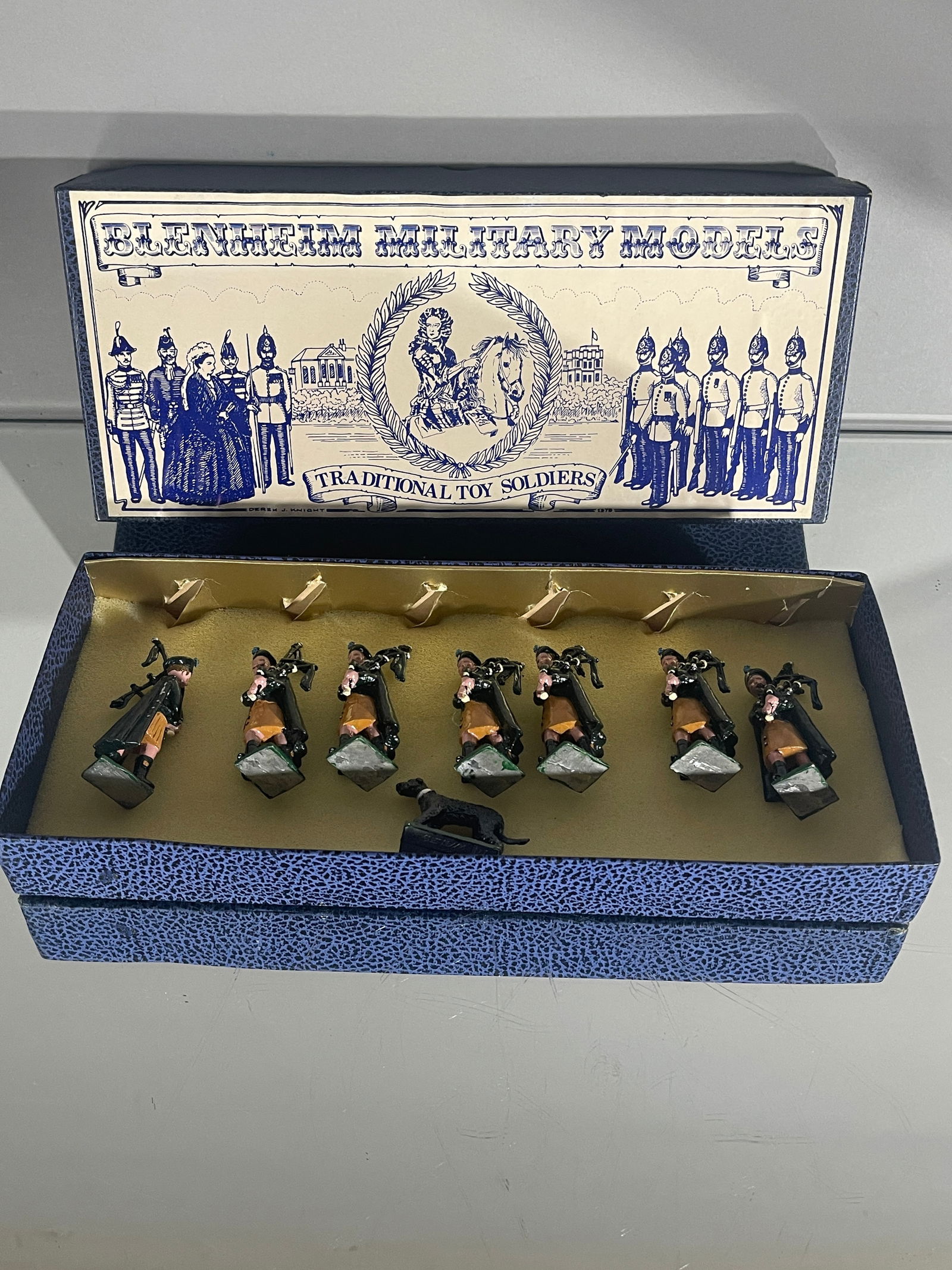 Blenheim Military Models Set #1352 (1 of 4)