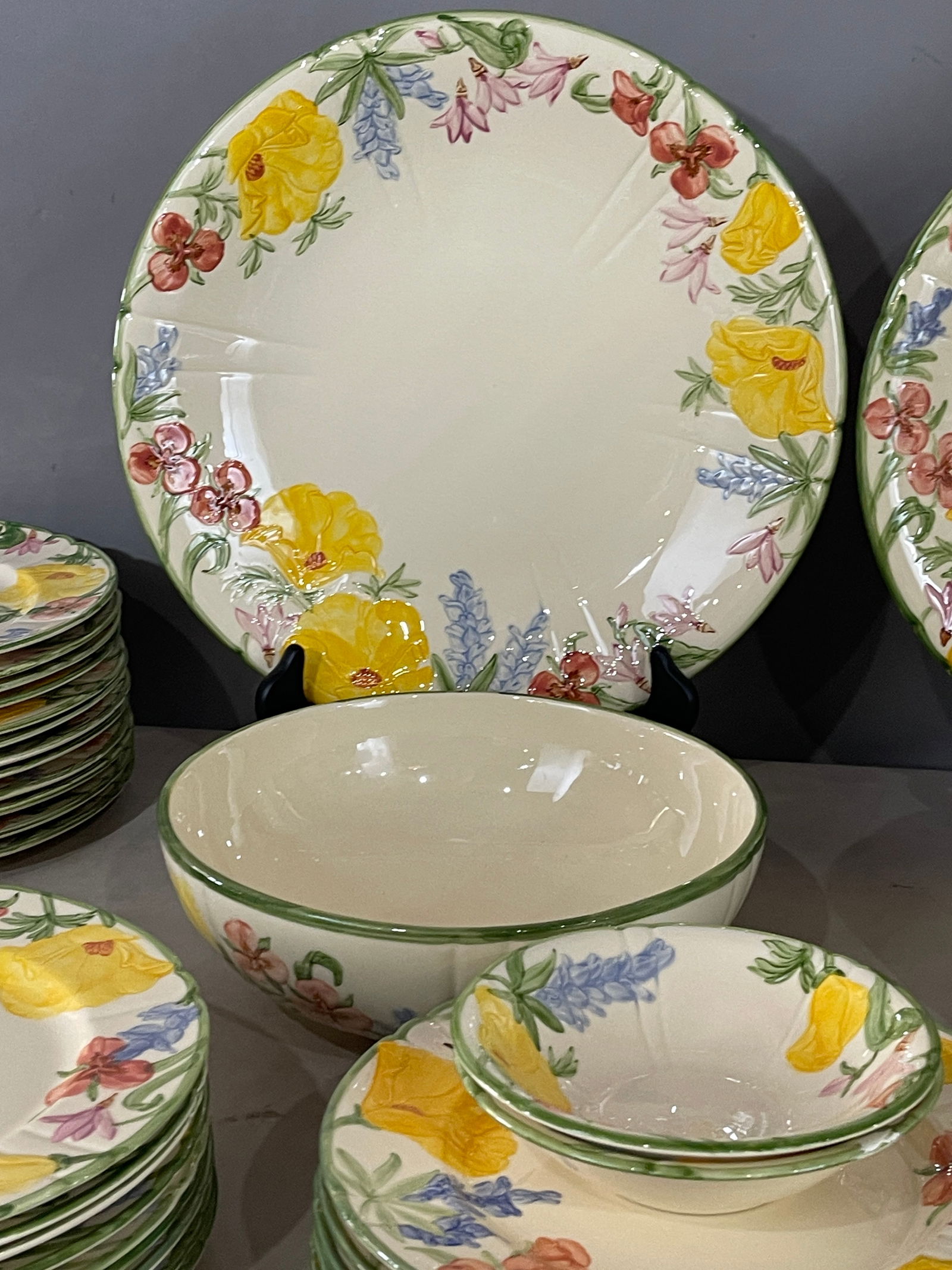 Fransican Wild Flower Partial Dinner Set - 8