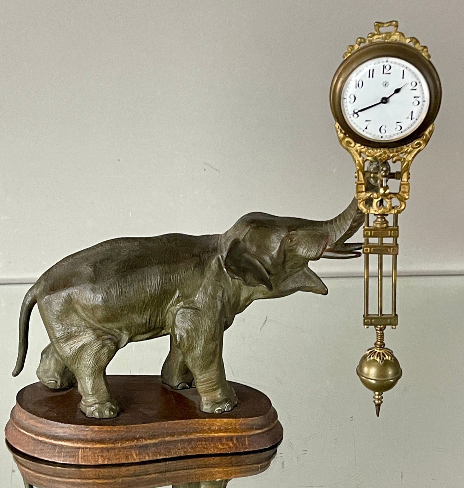 Jenghans Mystery Elephant Clock (1 of 6)