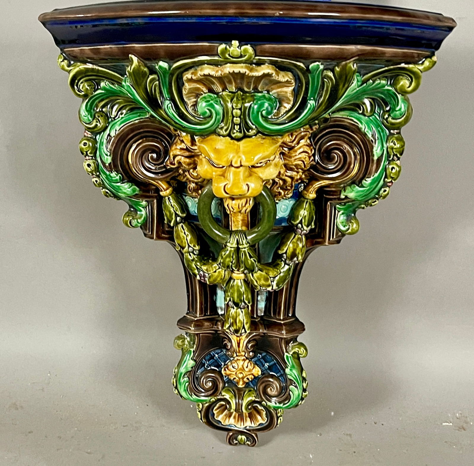 Majolica Earthware Corner Console (1 of 3)