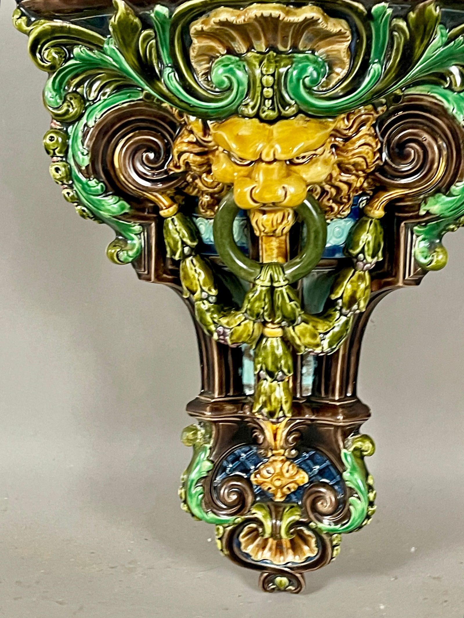 Majolica Earthware Corner Console - 2