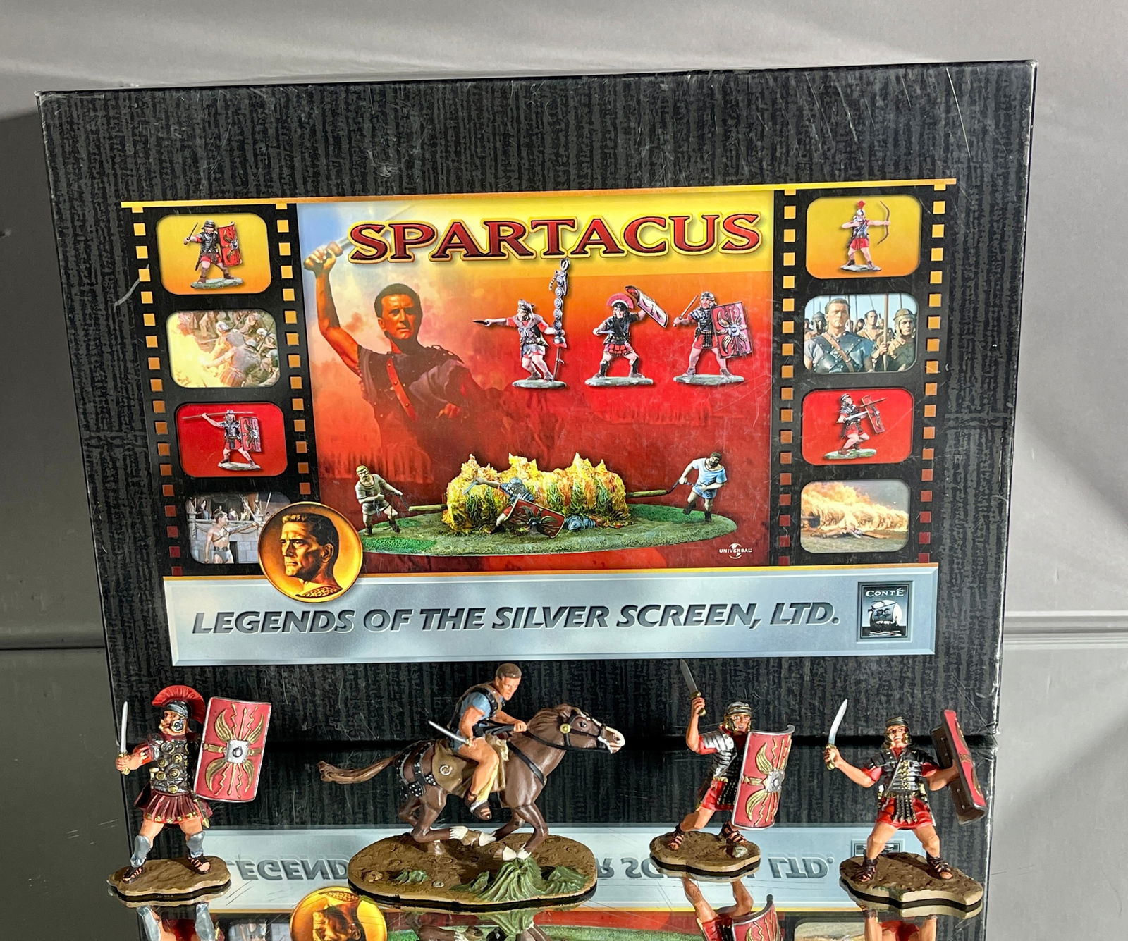 Legends of the Silver Screen: 4 miniature soldiers, orignal box. CIRCA: 2000.