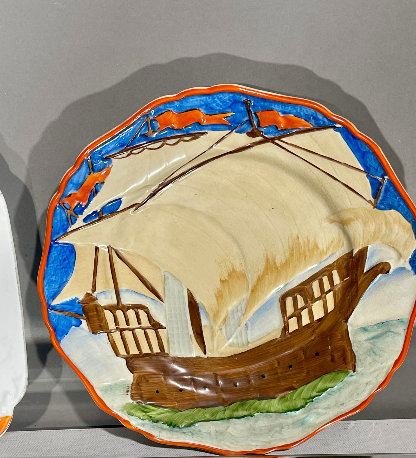 2 English Plates - 3