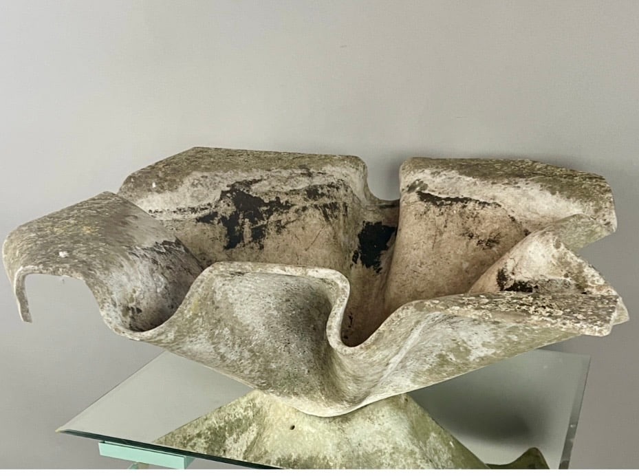 Willy Guhl (1915-2004) Handkerchief Planter: Good original condition. DIMENSIONS: 13"t x 32"d x 34"w ORIGIN: Switzerland CIRCA: 1920.