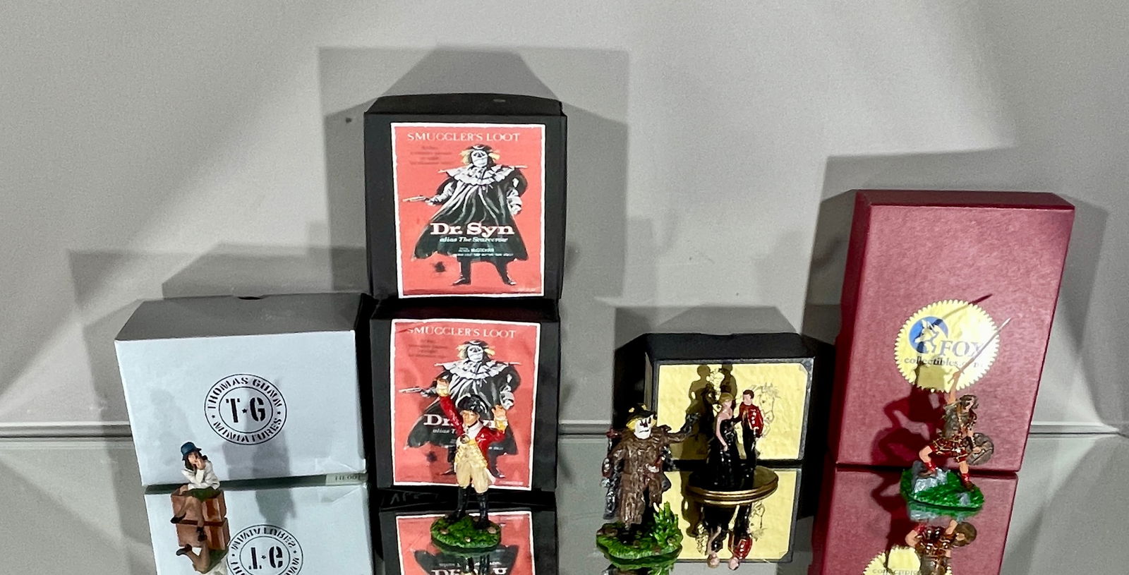 5 Metal Toy Figures: 5 boxes. CIRCA: 2000.