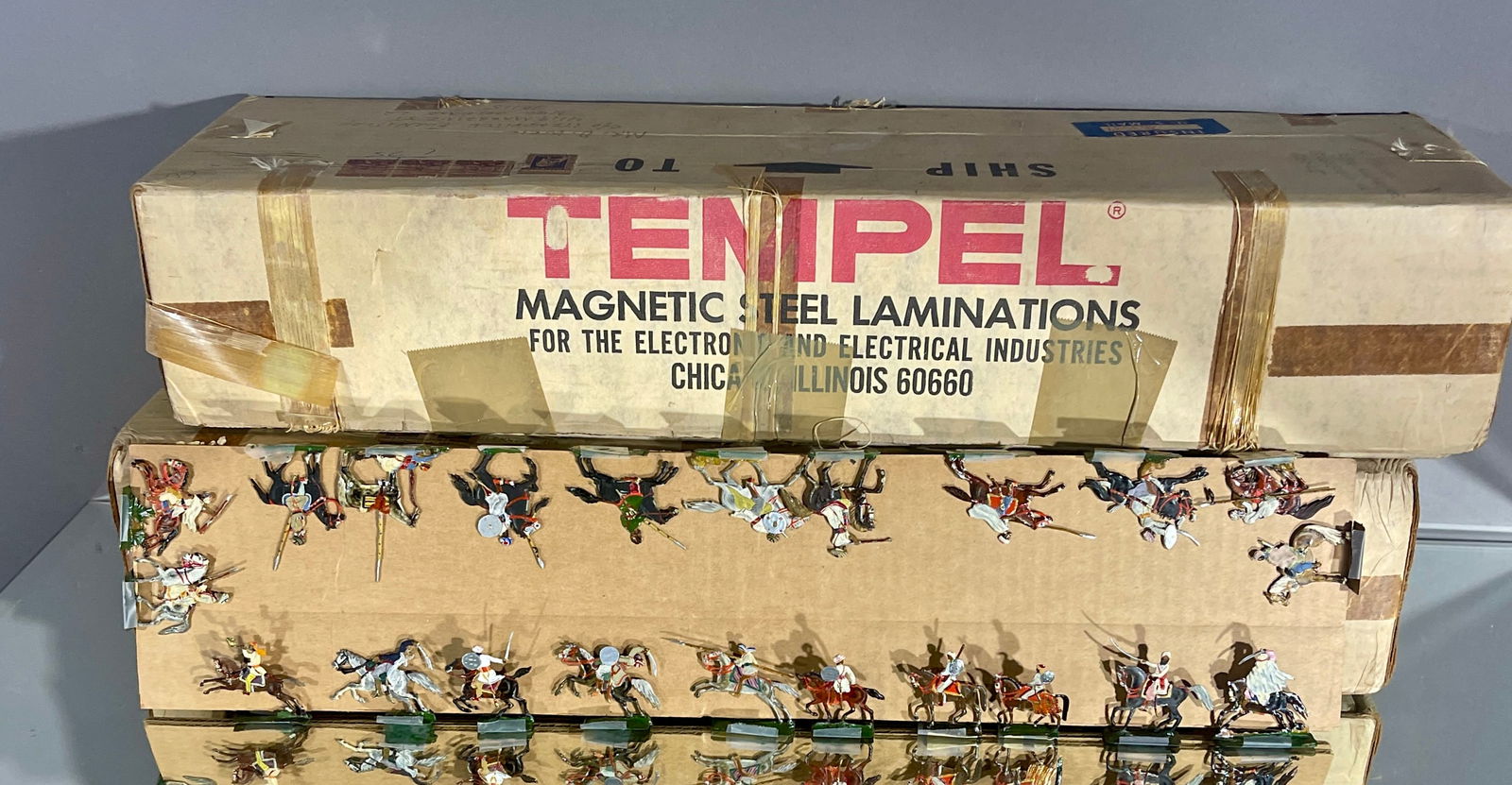 Indian Muting Set: 178 pieces. With boxes. CIRCA: 1990.