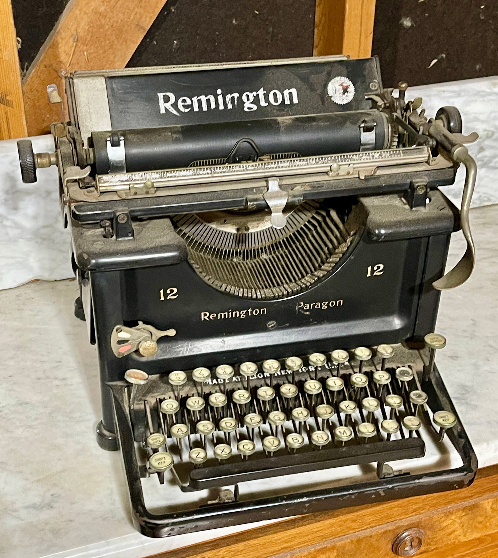 Remington #12 Typewritter: CONDITION: working DIMENSIONS: 10 1/2"t x 14"d x 12" ORIGIN: USA CIRCA: 1930