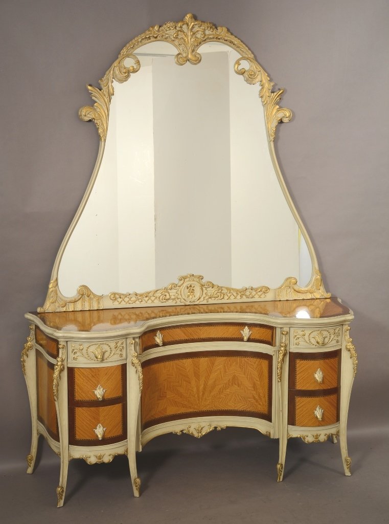 French Louis XV Style Ladies Vanity (1 of 1)