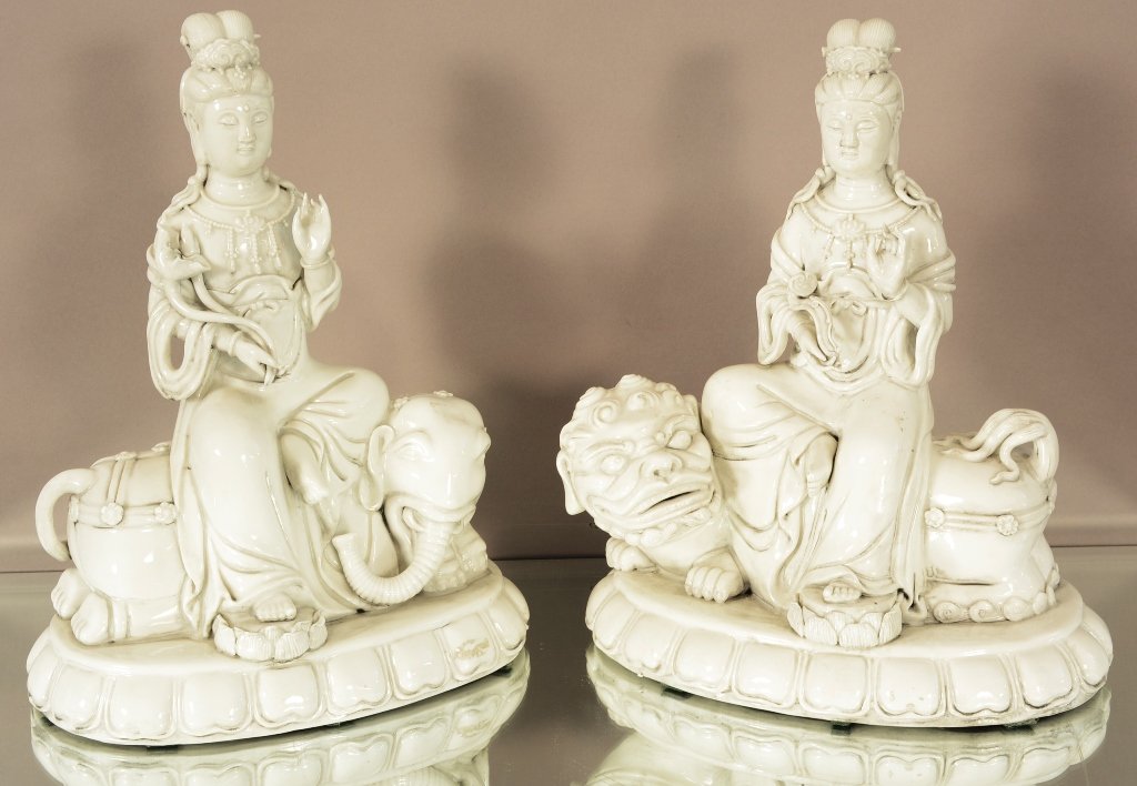Pair of antique Chinese blanc-de-chine statues (1 of 3)