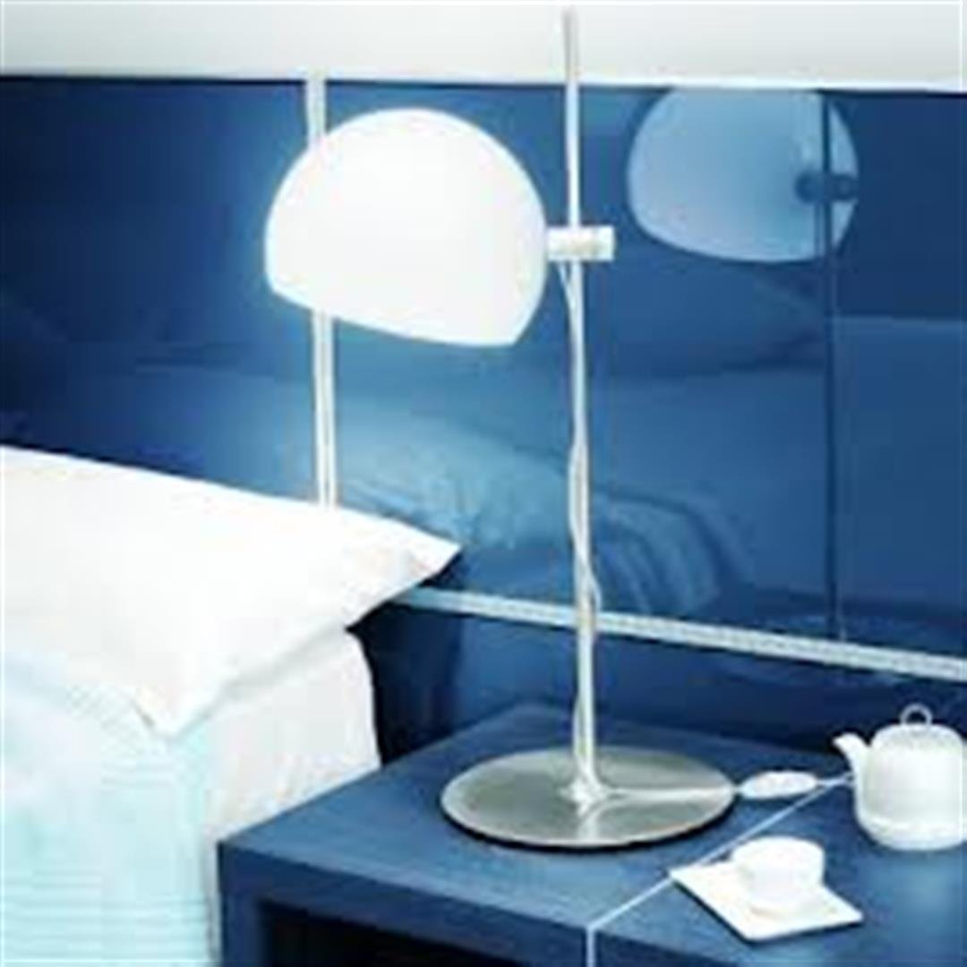 Josep Sancho: Joe 30 White Table Lamp
