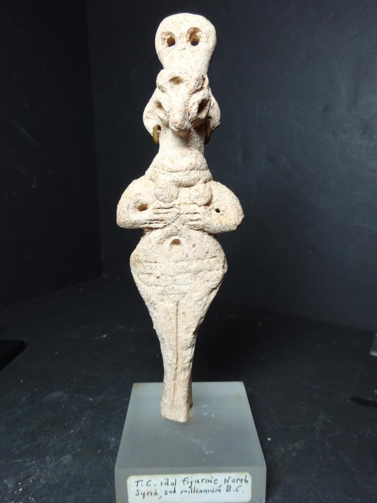 Terracotta Idol Figurine N. Syria, 2000 BC: All Friedenberg Estate items are as described by Daniel Friedenberg, former curator at the Jewish Museum in New York City. New England Auction Company Inc., offers no guarantee as to the authenticity 
