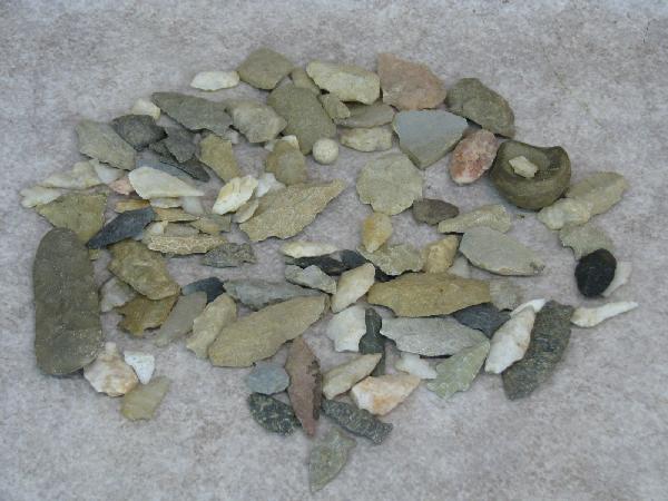 Artifacts, Native American, Incl. Various Arrow an: Artifacts, Native American, Incl. Various Arrow and Spear Points, Approx. 50 Pieces, Varying Styles, as found by the Ware Family, $100-$200.