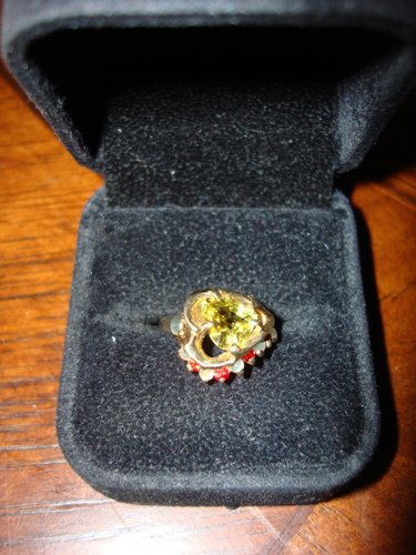 Ladies 14K Yellow Gold Alexandrite Cats Eye/Ruby /: Ladies 14K Yellow Gold Alexandrite Cats Eye/Ruby /Alexandrite Ring, heart cut alexandrite surrounded by 6 cabochaon cut alexandrite cats eye, round cut three rubies, ruby & cats eye total estimated we