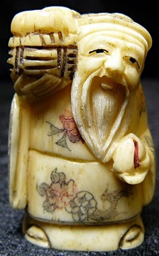 2" Antique Bone Netsuke (N037): This Netsuke is made from one solid piece of bone. All hand carved and hand painted. It has signature on the bottom. Very detailed carving. BG