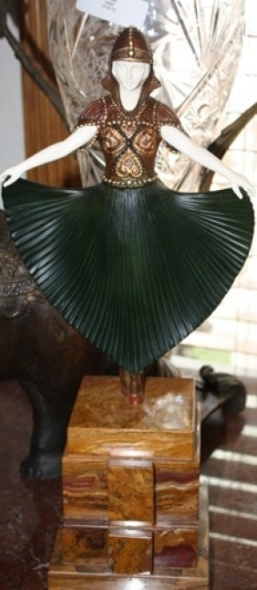 Signed Bronze & Ivory Deco Actress Chiparus: Signed bronze and ivory art deco sculpture by Chiparus "Actress" sits on a marble/onyx base, signed Chiparus, Etling Paris foundry mark, about 19" tall cc002000