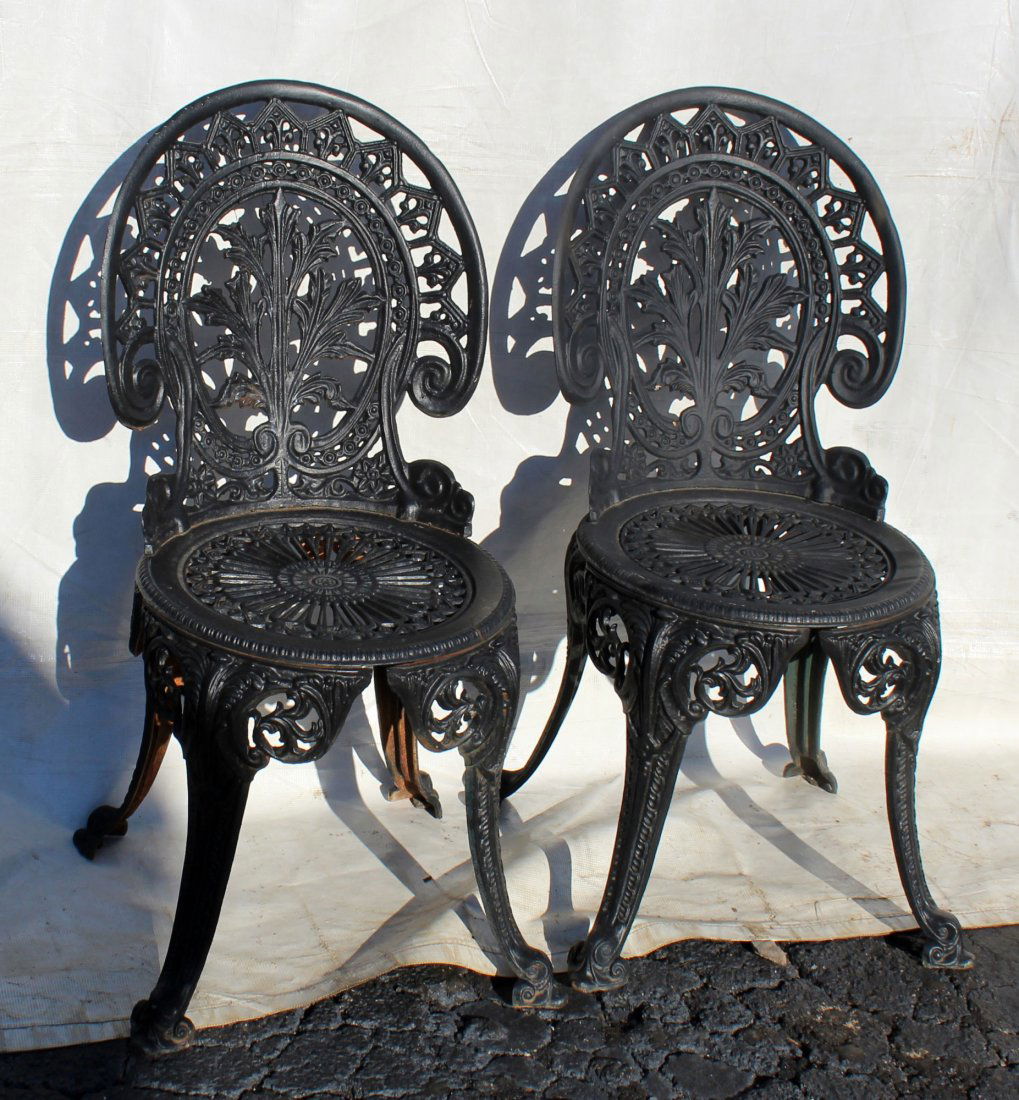 Pair of Wrought iron garden chairs (1 of 4)