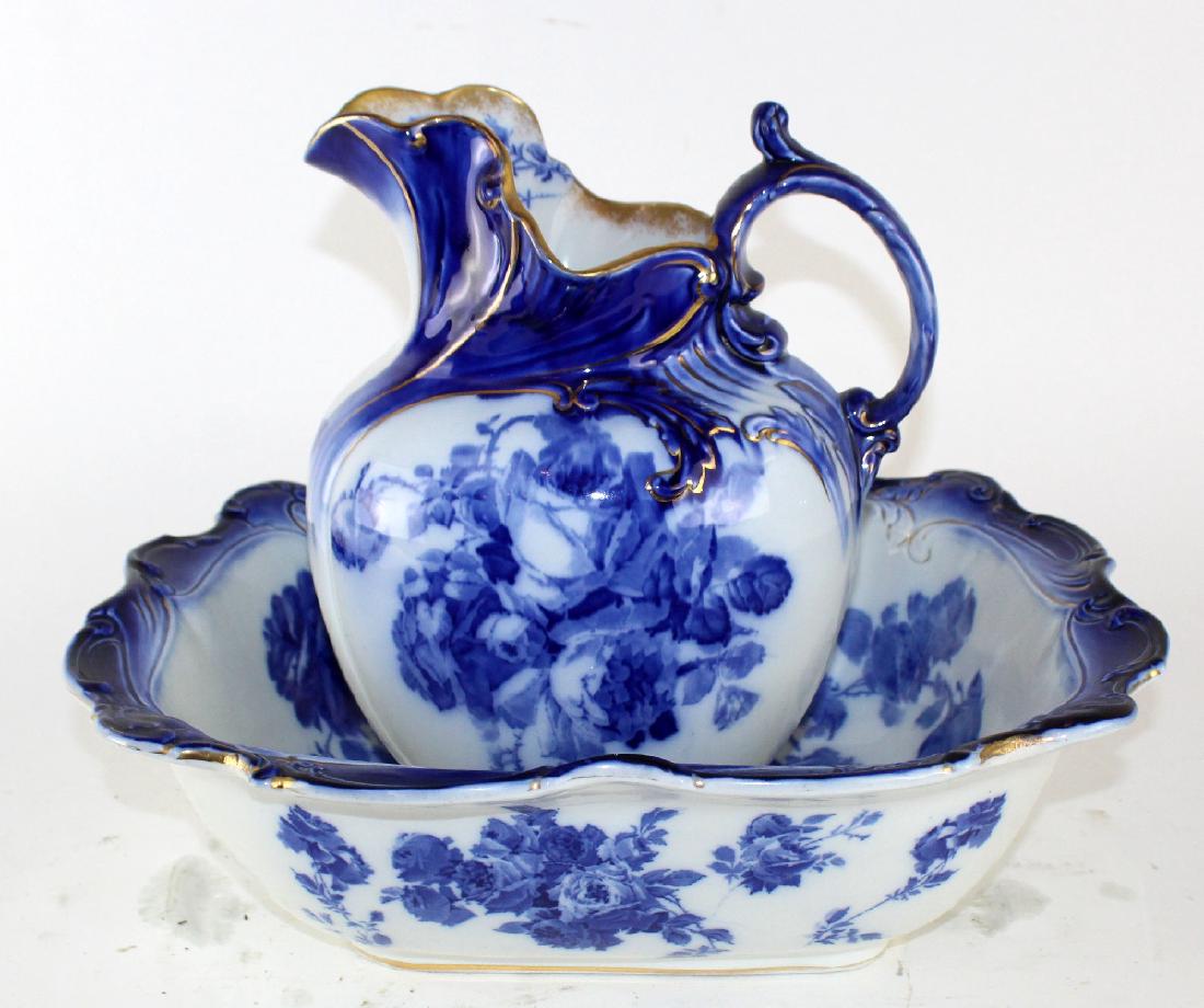 Doulton & Burslem Gloire de Dijon pitcher and basin (1 of 6)