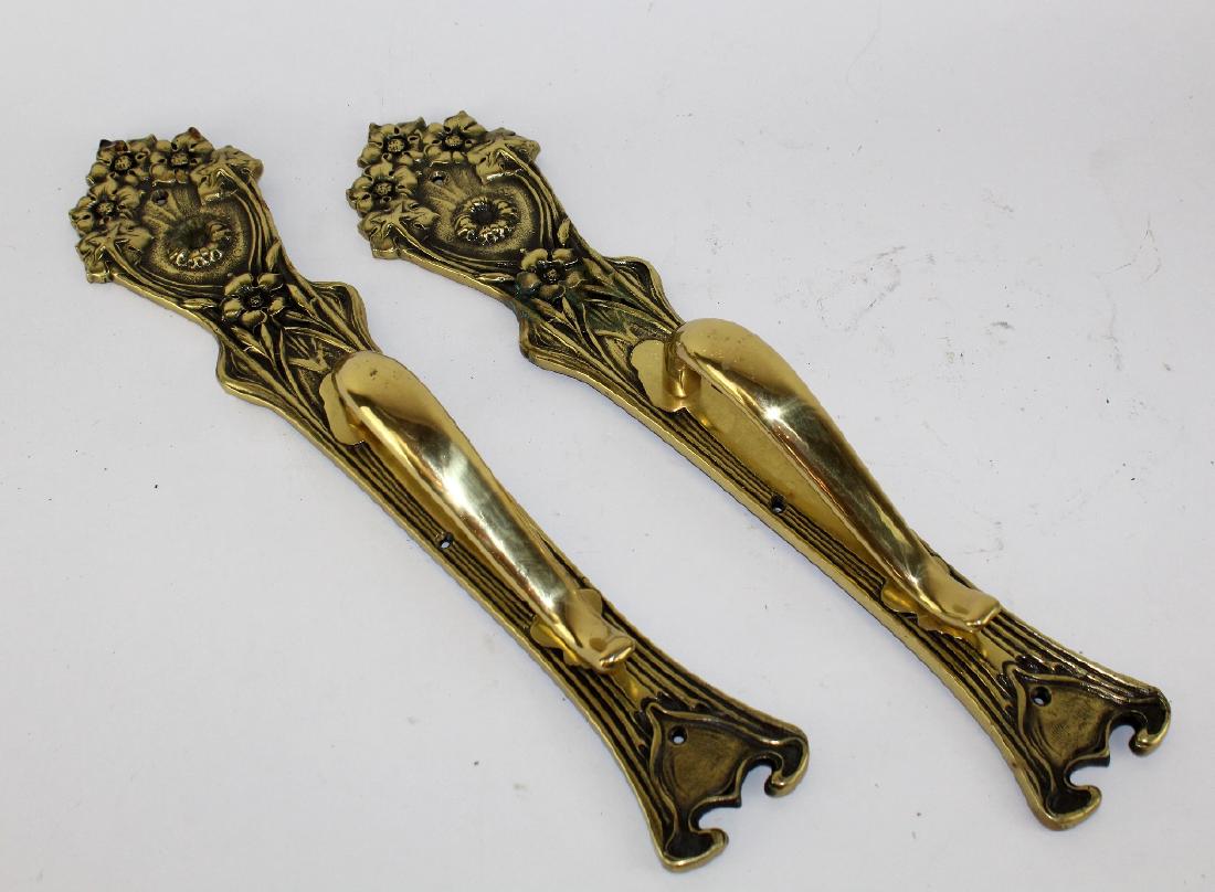 Pair of bronze Art Nouveau style door pulls (1 of 4)