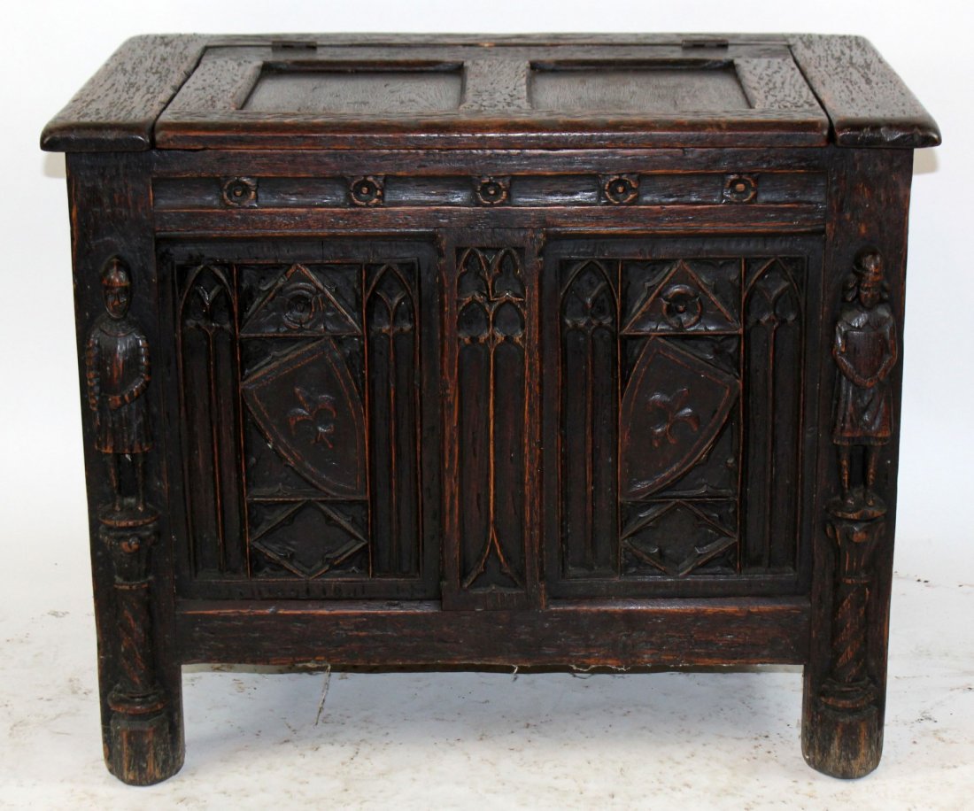 French Gothic trunk in oak (1 of 6)