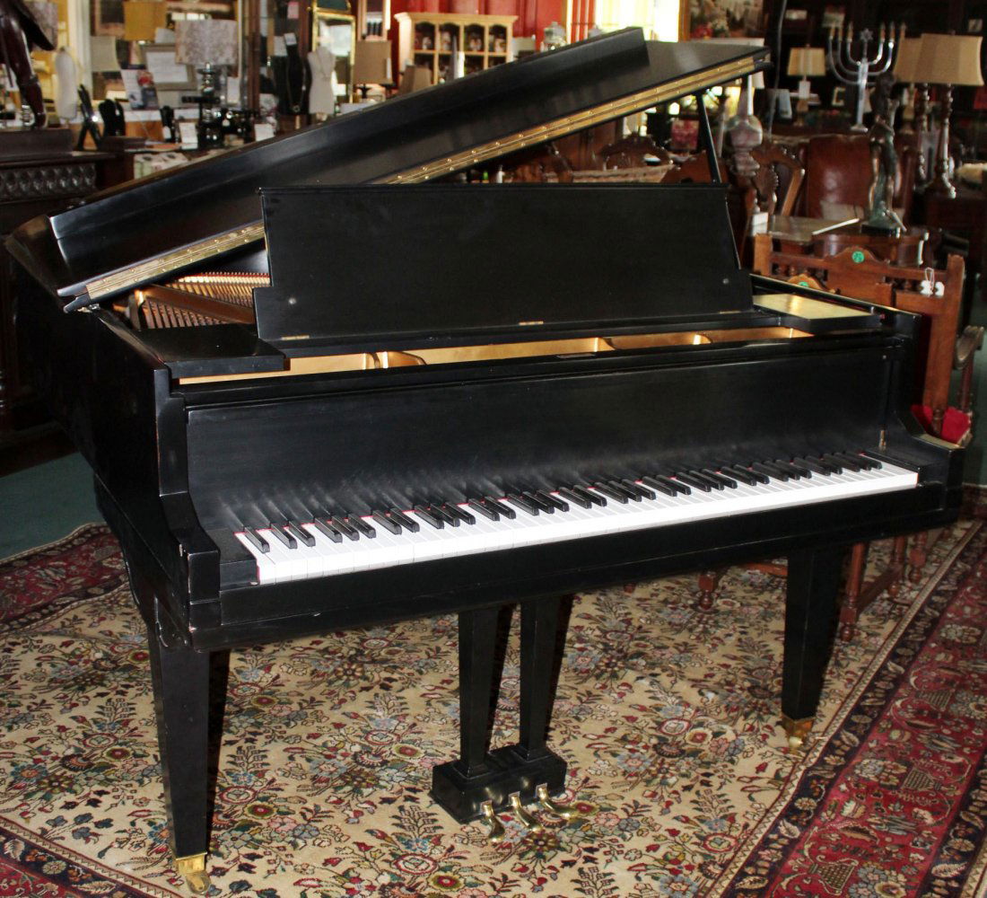Hardman Peck & Co baby grand piano
